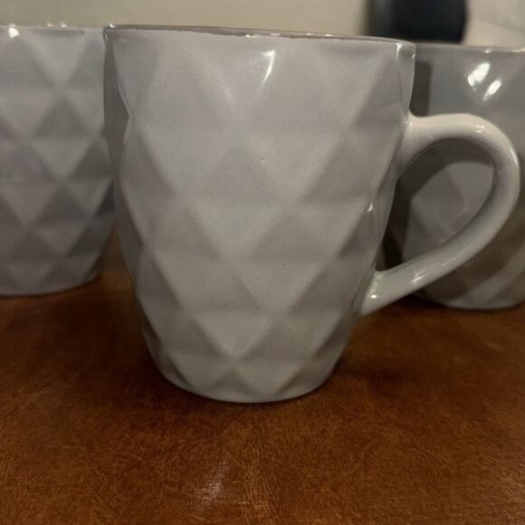 Embossed Ceramic Coffee Mug Set  Dishwasher & Microwave Safe  Geometric - Picture 3 of 7